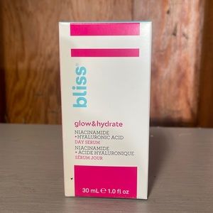 Glow & Hydrate Day Serum